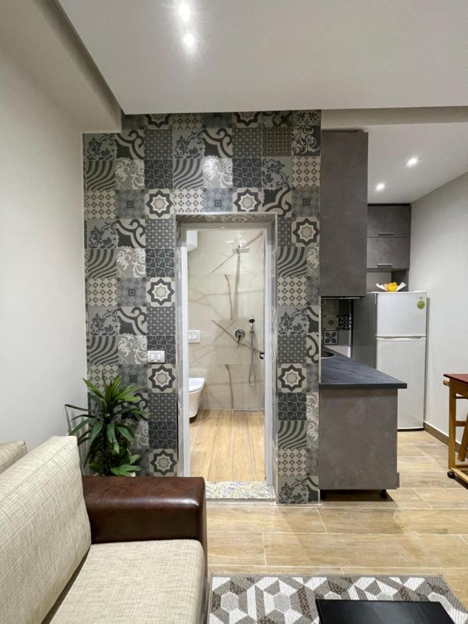 Modern 1 Bedroom City Apartment Тирана Экстерьер фото